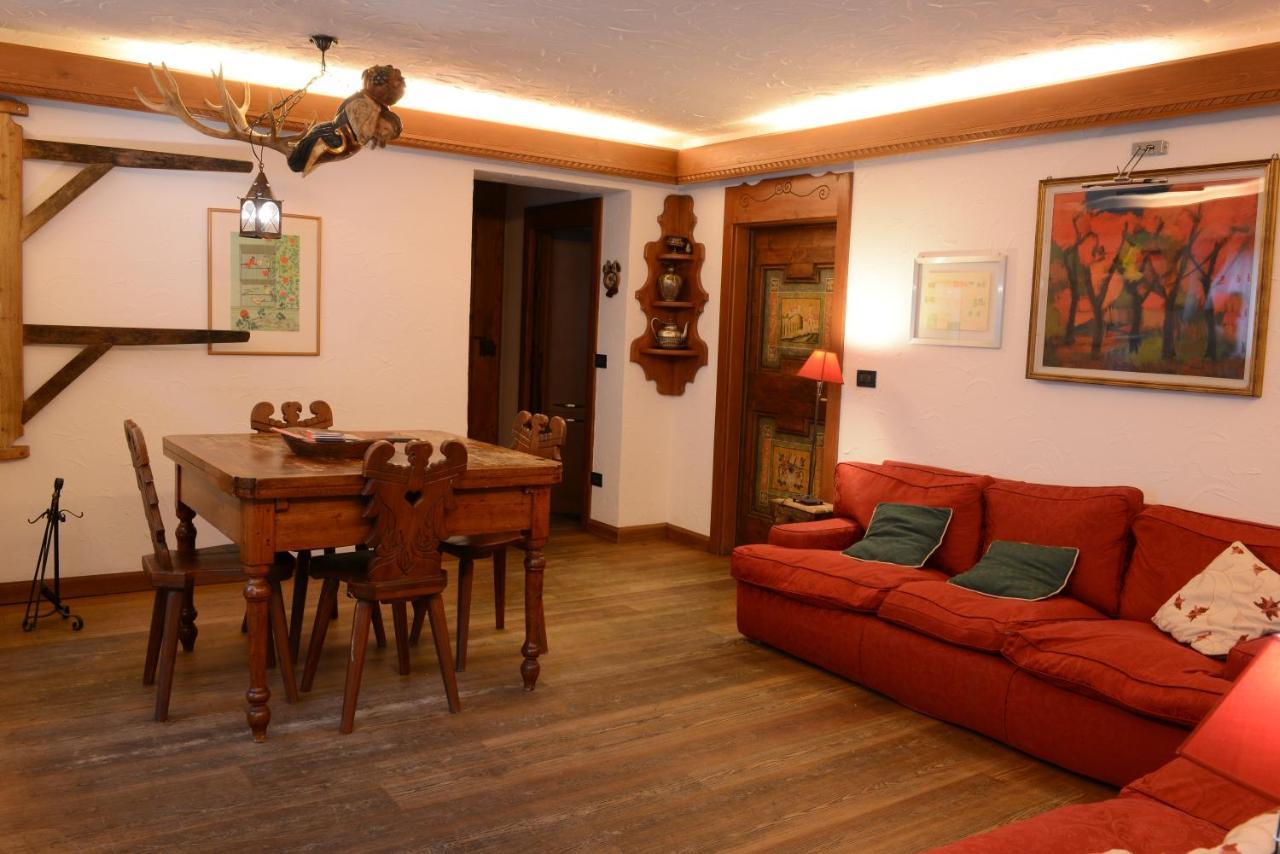 Ai Piedi Della Marmolada Apartamento Canazei Exterior foto