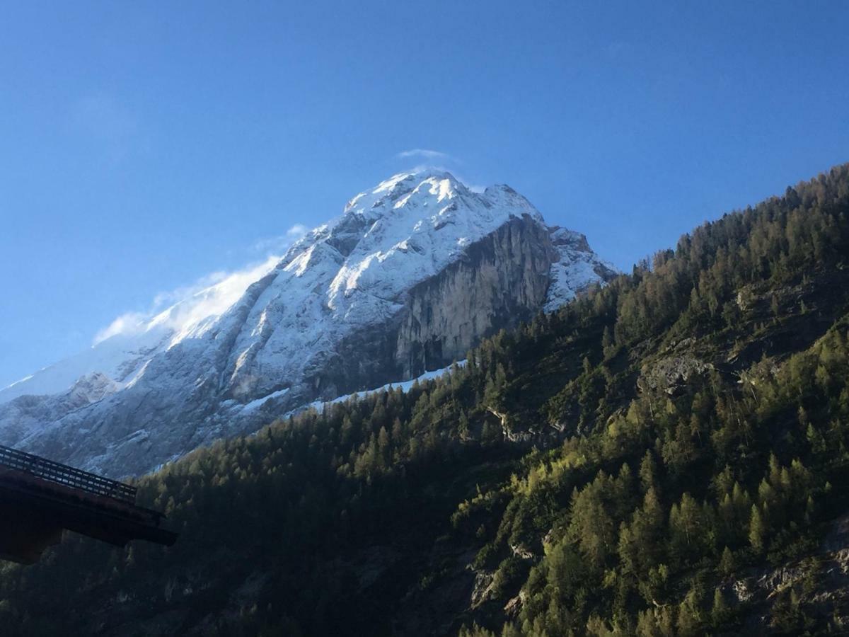 Ai Piedi Della Marmolada Apartamento Canazei Exterior foto